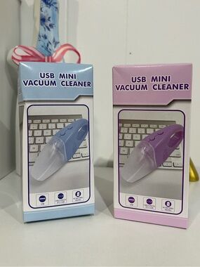 USB Mini Vacuum Cleaner - Blue or Purple
